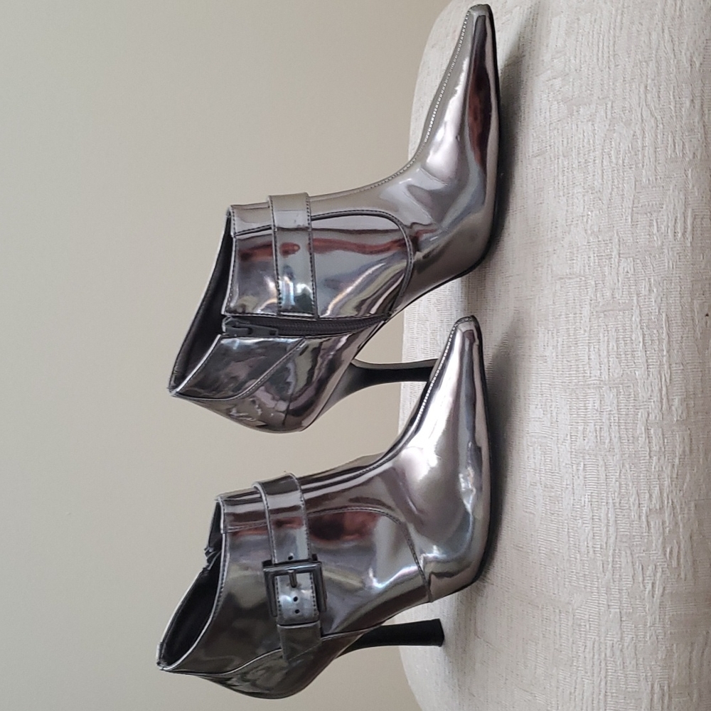 Gianni Bini silver boot